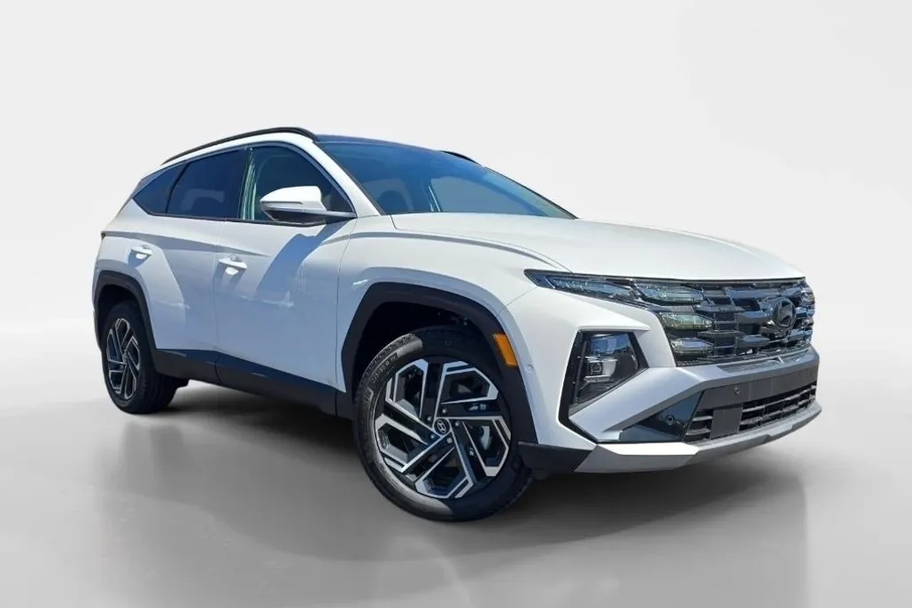2025 Hyundai Tucson Limited photo 1