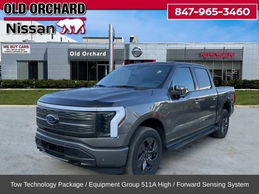 2023 Ford F-150 Lightning Lariat photo 1