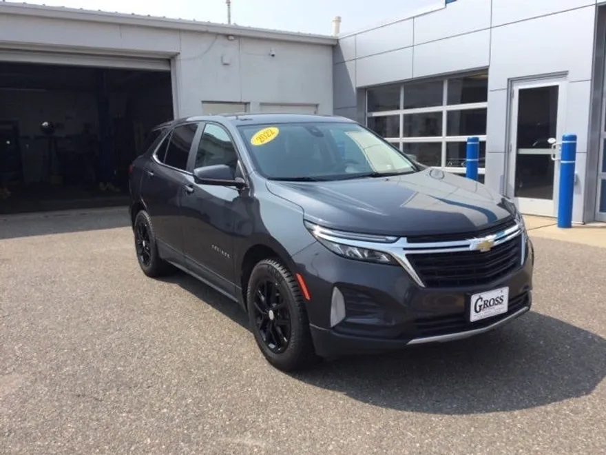 2022 Chevrolet Equinox LT photo 1