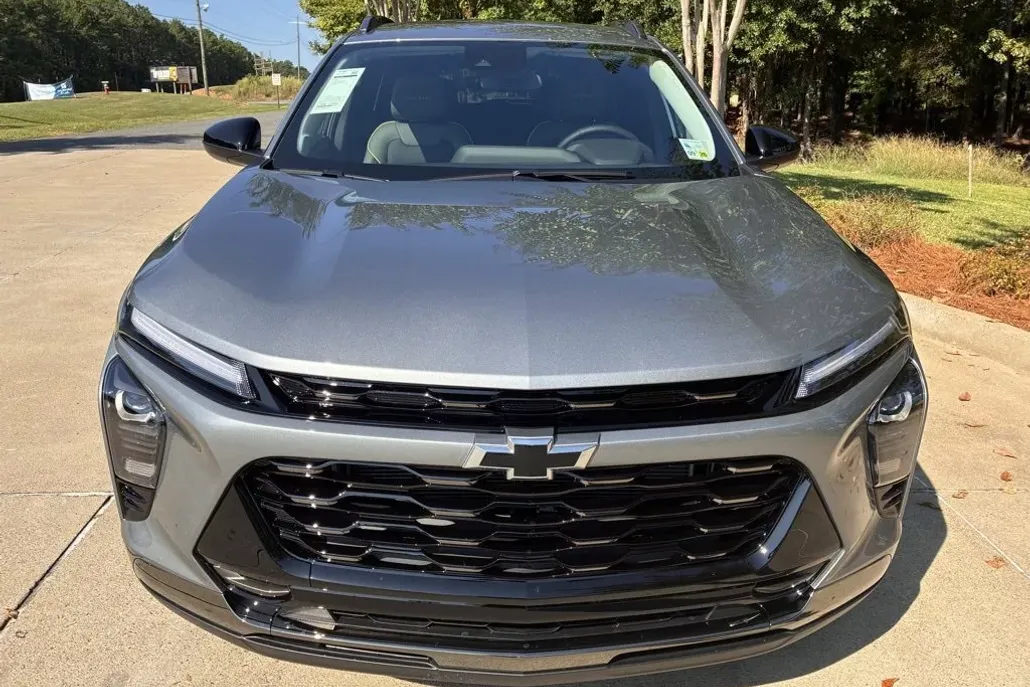 2026 Chevrolet Trax ACTIV photo 1