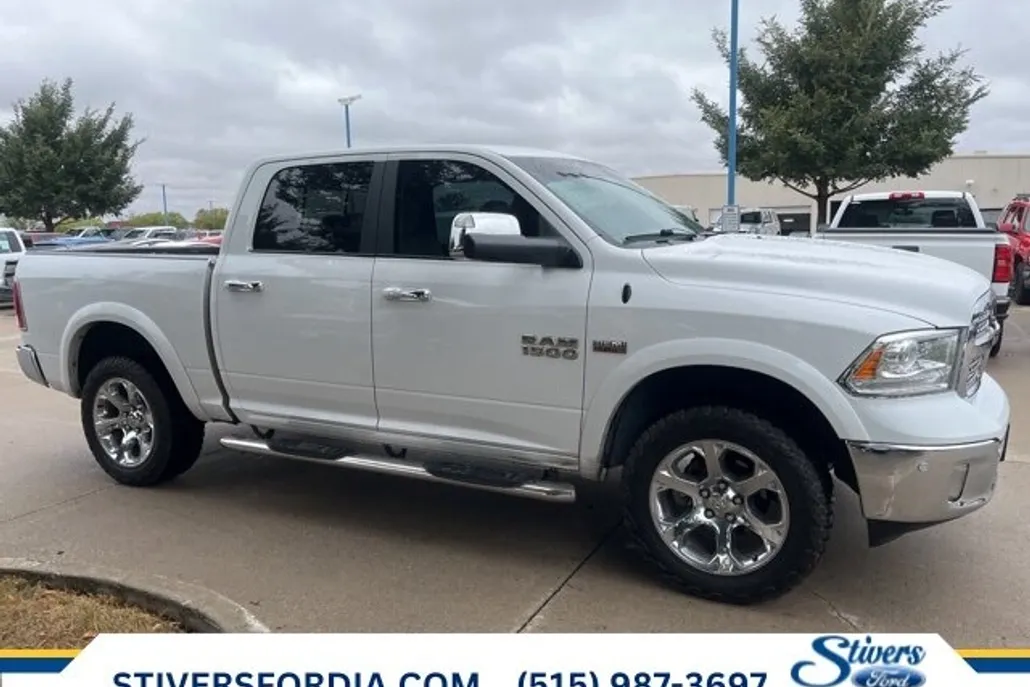 2017 Ram 1500 Laramie photo 1