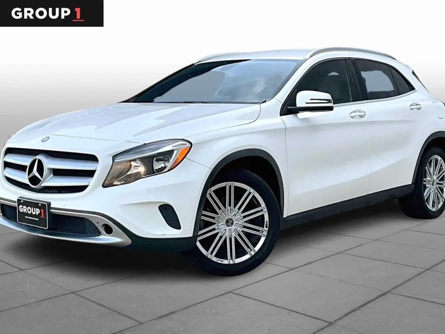 2016 Mercedes Benz GLA 250 photo 1