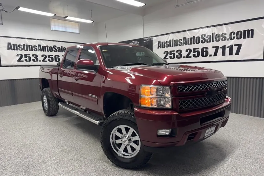 2013 Chevrolet Silverado 2500HD LTZ photo 1