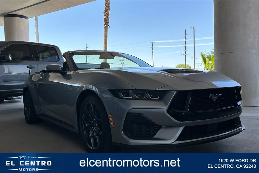 2024 Ford Mustang GT Premium Convertible photo 1