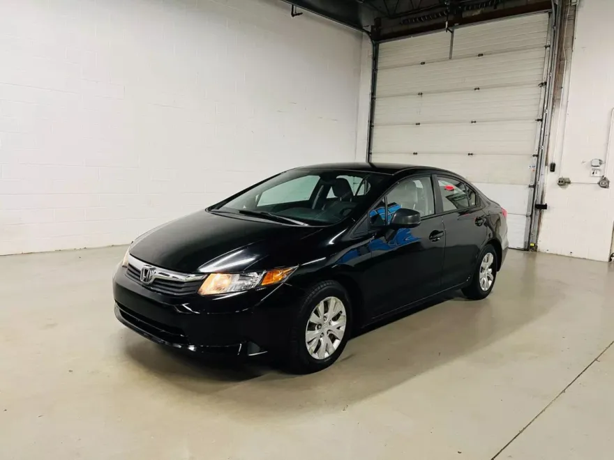 2012 Honda Civic LX photo 1