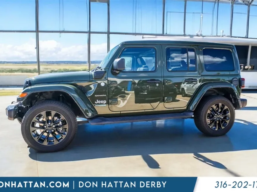 2021 Jeep Wrangler Unlimited Sahara 4xe photo 1