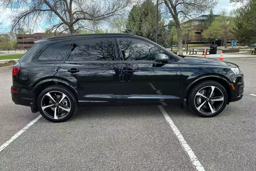 2019 Audi Q7 Prestige 55 photo 1