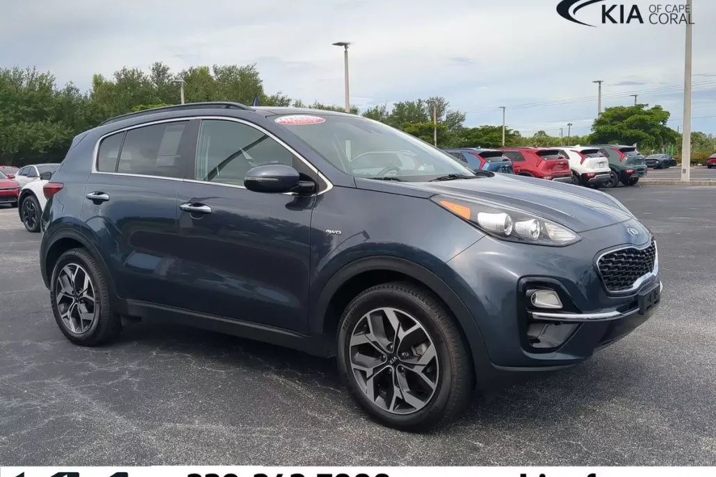 2022 Kia Sportage EX photo 1