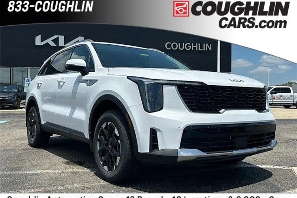 2025 Kia Sorento S photo 1