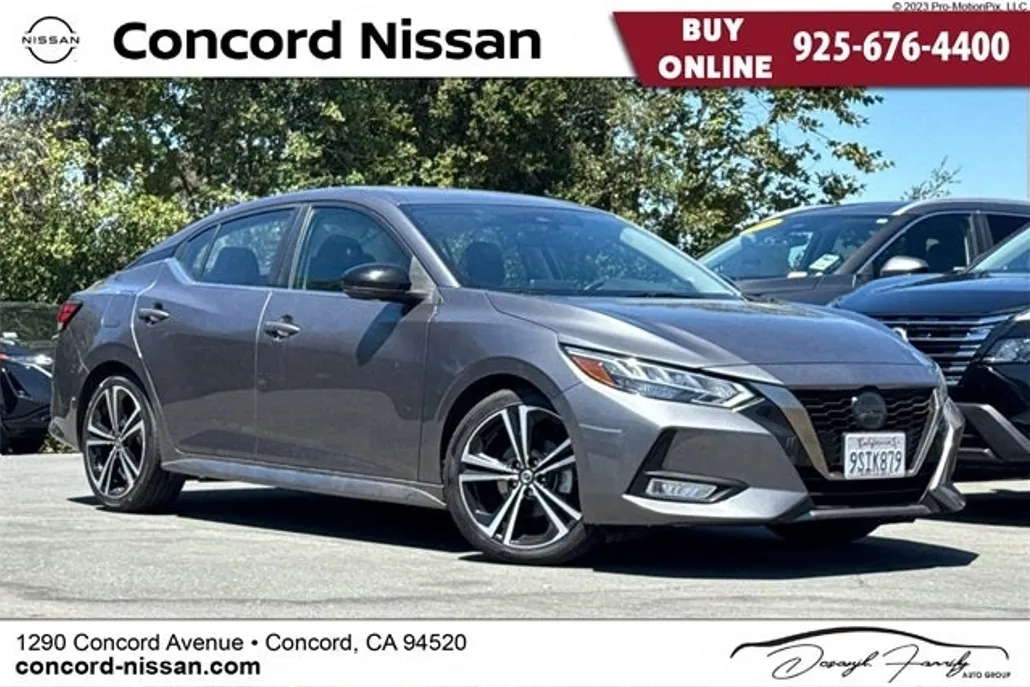 2022 Nissan Sentra SR photo 1