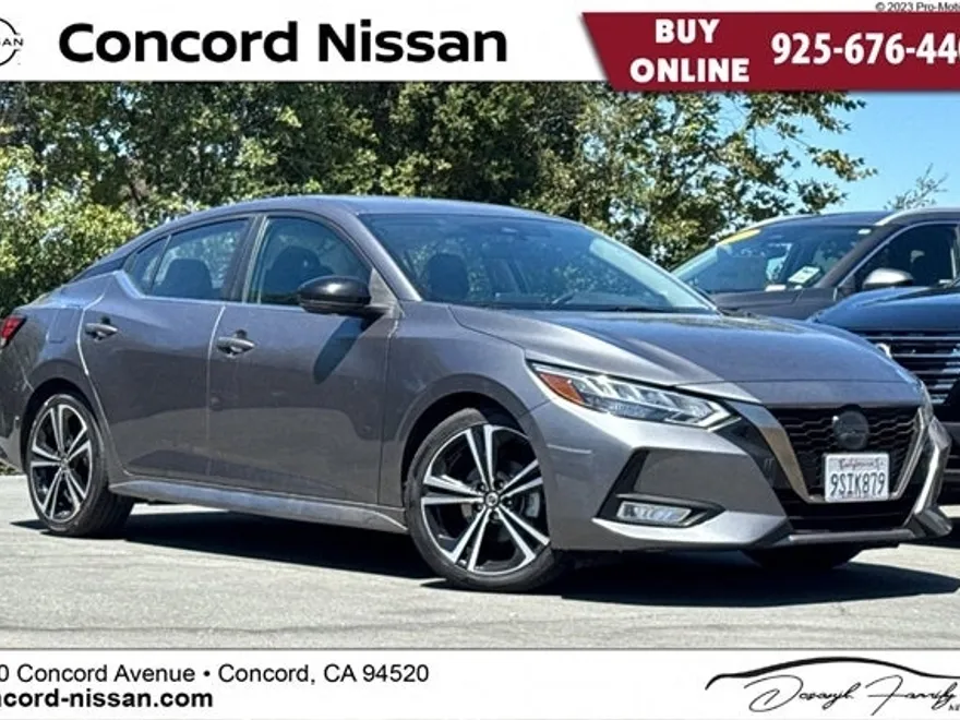 2022 Nissan Sentra SR photo 1