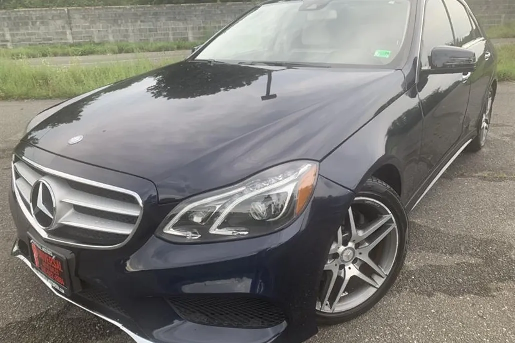 2014 Mercedes Benz E 350 photo 1