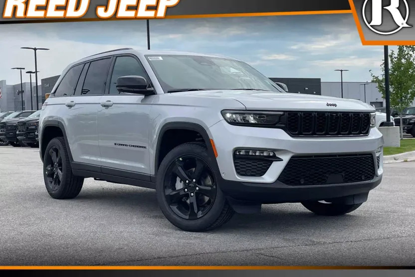2025 Jeep Grand Cherokee Limited photo 1
