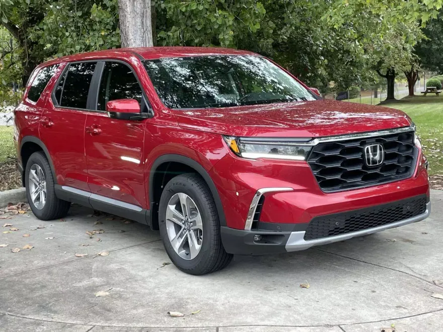 2025 Honda Pilot EX-L photo 1