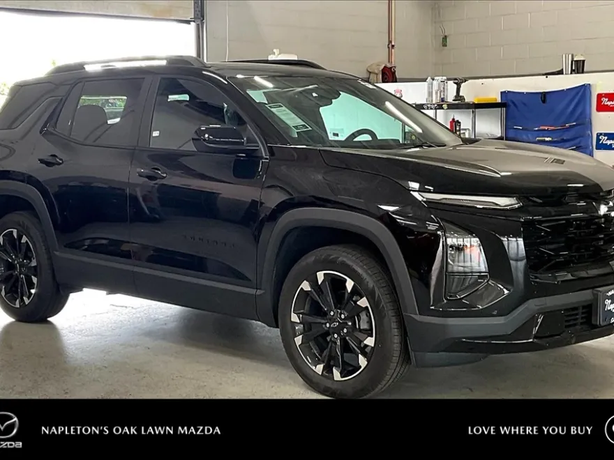 2025 Chevrolet Equinox RS photo 1
