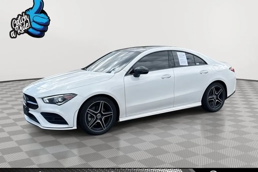2023 Mercedes Benz CLA 250 4MATIC photo 1