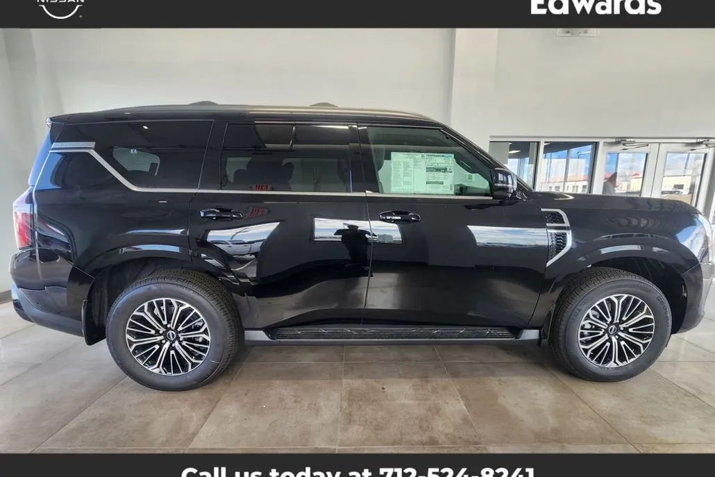 2026 Nissan Armada Platinum photo 1