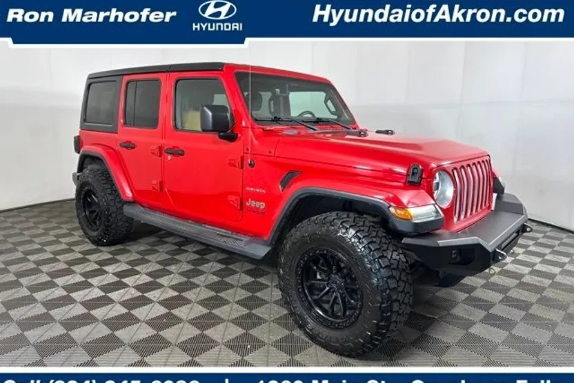 2018 Jeep Wrangler Unlimited Sahara photo 1