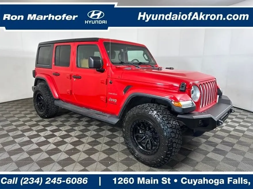 2018 Jeep Wrangler Unlimited Sahara photo 1