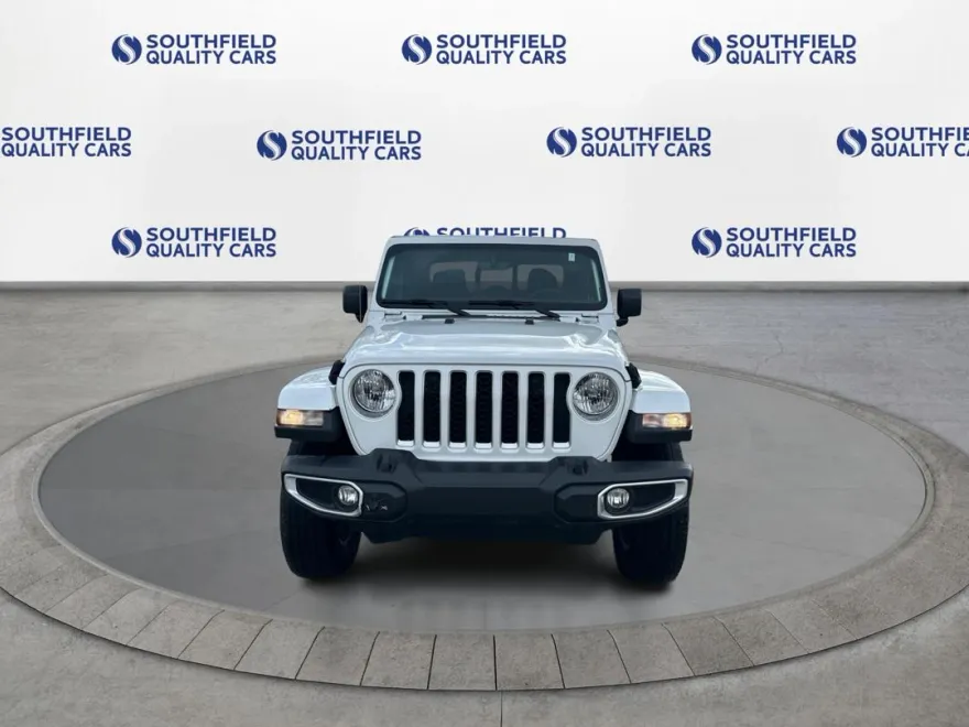 2023 Jeep Gladiator Overland photo 9
