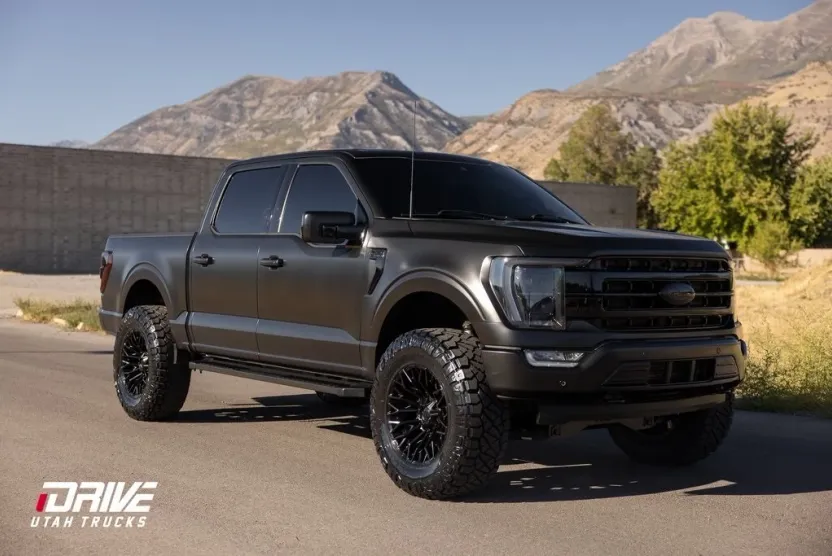 2022 Ford F-150 Lariat photo 1