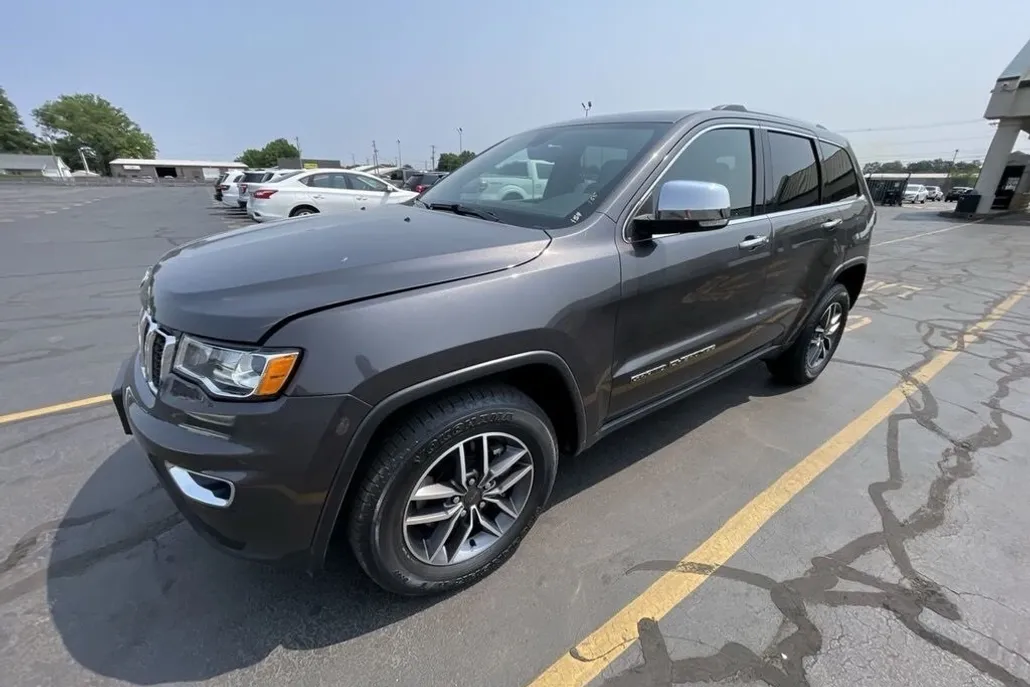 2021 Jeep Grand Cherokee Limited photo 1