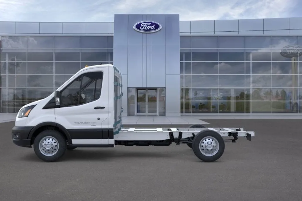 2025 Ford Transit photo 1