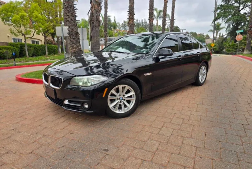 2015 Bmw 528i Sedan photo 1