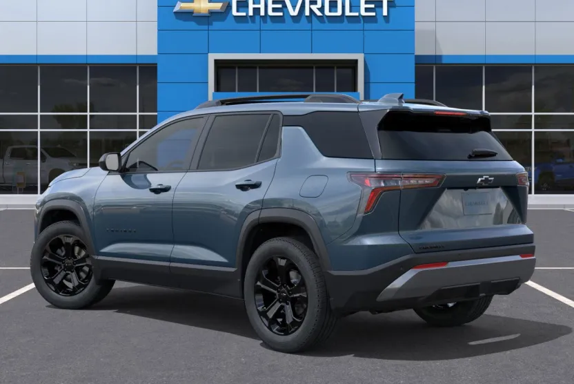 2026 Chevrolet Equinox LT photo 1