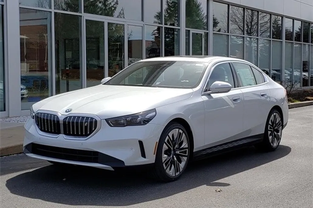 2025 Bmw i5 xDrive40 photo 1