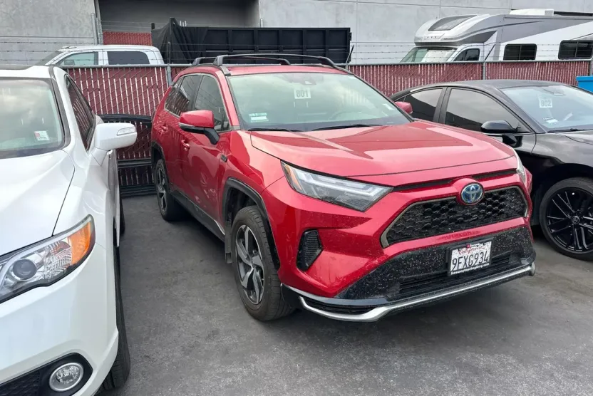 2023 Toyota RAV4 Prime SE photo 1