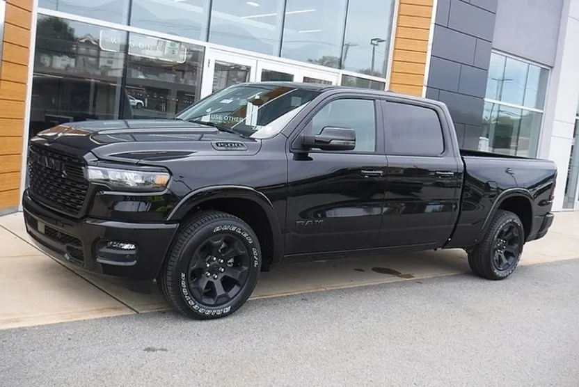2025 Ram 1500 Big Horn photo 1