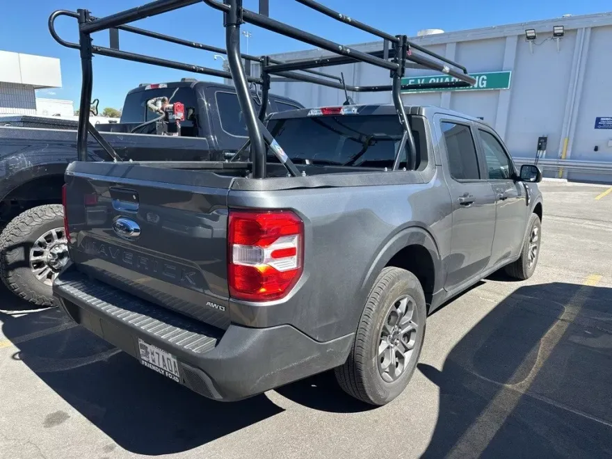 2024 Ford Maverick XLT photo 1