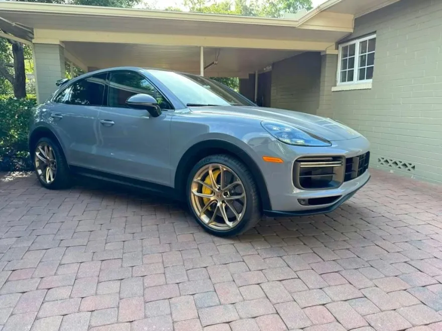 2022 Porsche Cayenne Coupe Turbo GT photo 1
