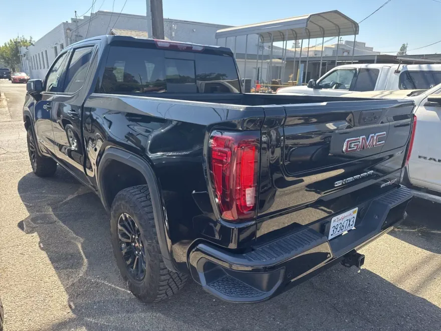 2023 Gmc Sierra 1500 AT4X photo 1
