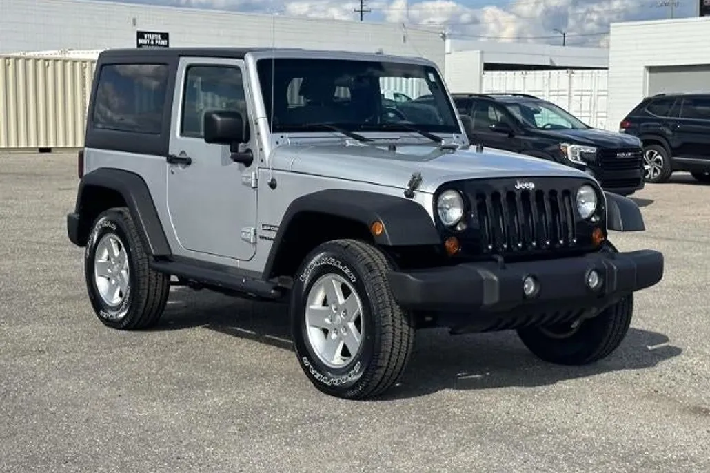 2010 Jeep Wrangler Sport photo 1