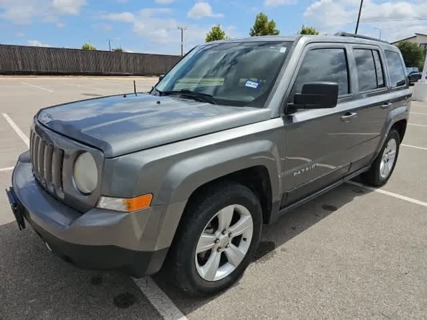 2013 Jeep Patriot Sport photo 1