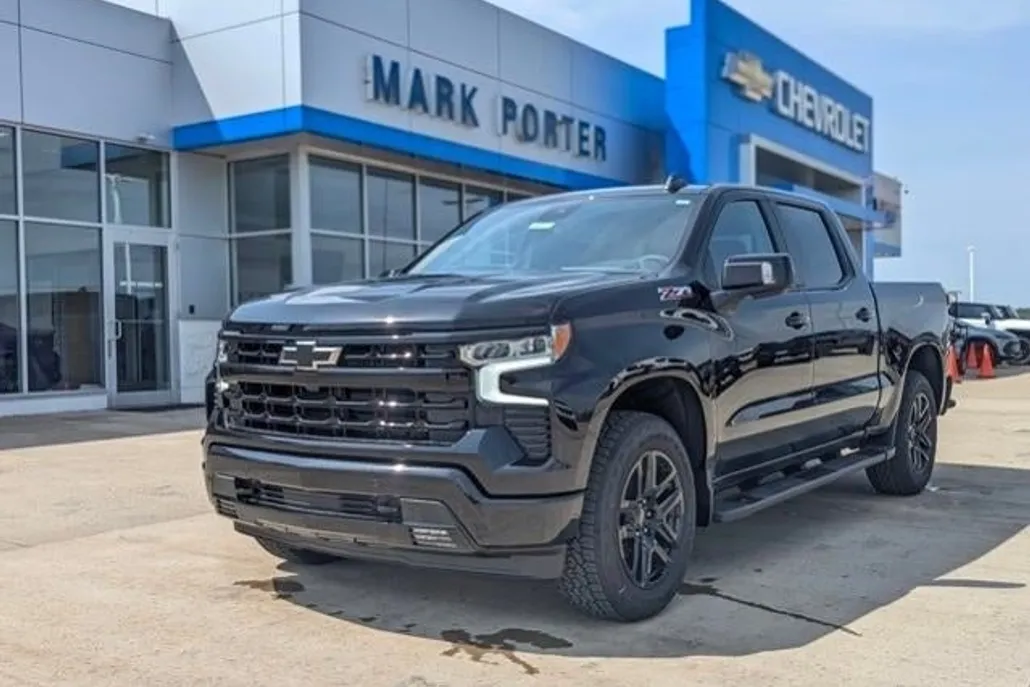 2025 Chevrolet Silverado 1500 RST photo 1
