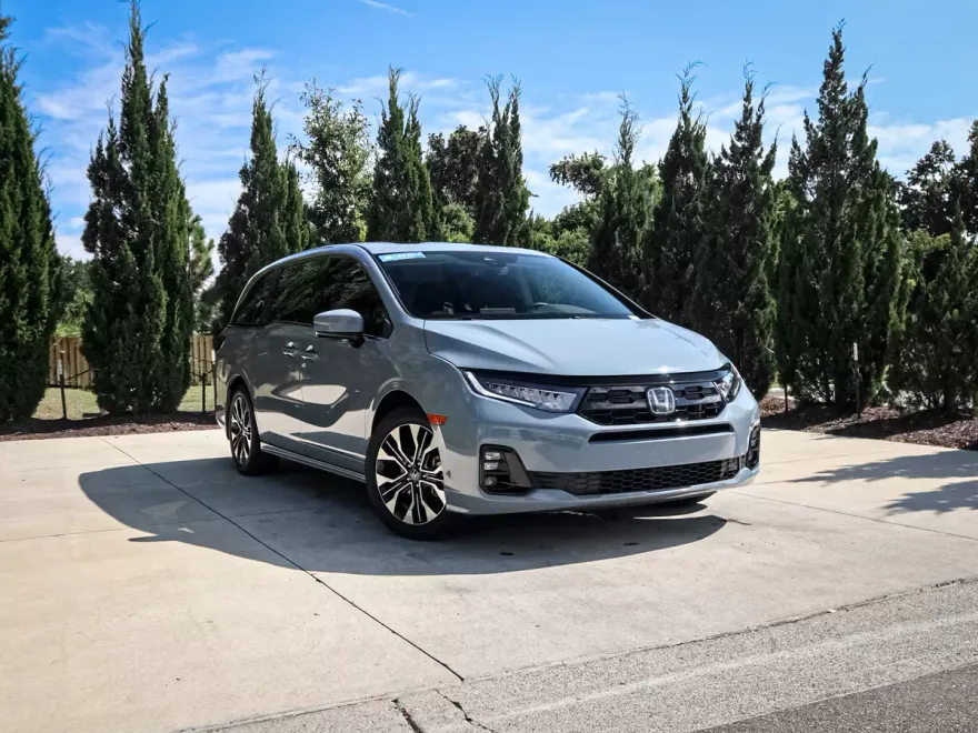 2025 Honda Odyssey Elite photo 1