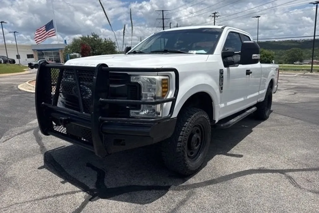2019 Ford F-250 XL photo 1