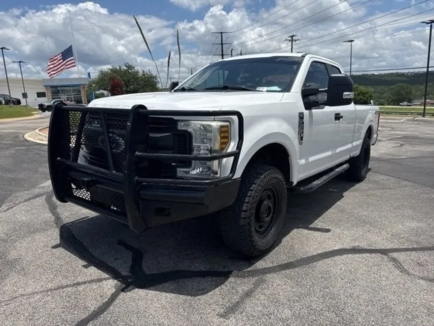 2019 Ford F-250 XL photo 1