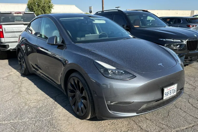 2022 Tesla Model Y Performance photo 1