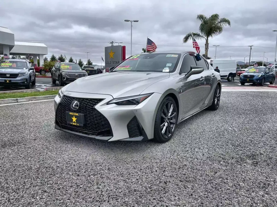 2022 Lexus IS 350 F SPORT photo 1
