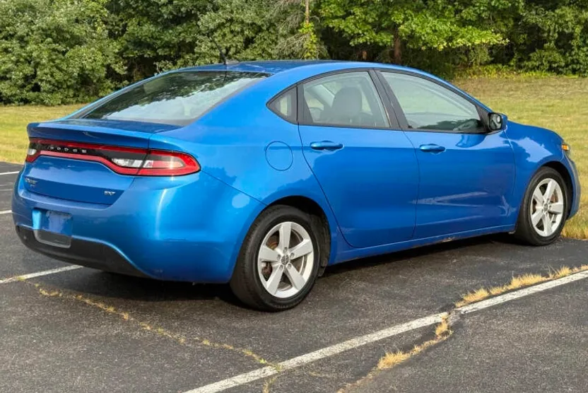 2016 Dodge Dart SXT photo 1
