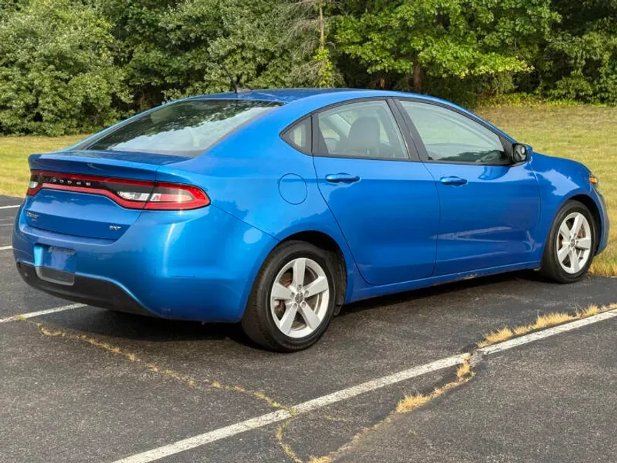 2016 Dodge Dart SXT photo 1