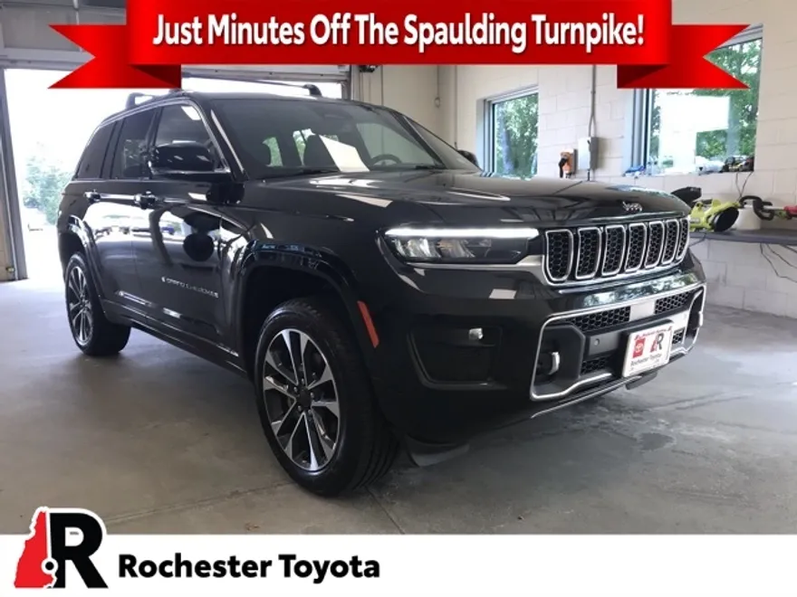 2022 Jeep Grand Cherokee Overland photo 1
