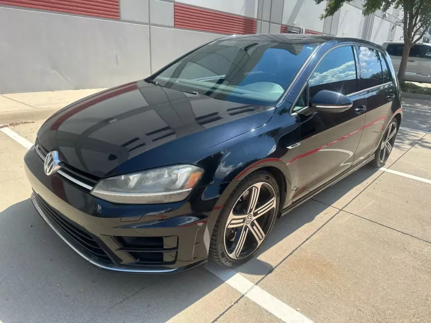 2016 Volkswagen Golf R Base photo 1