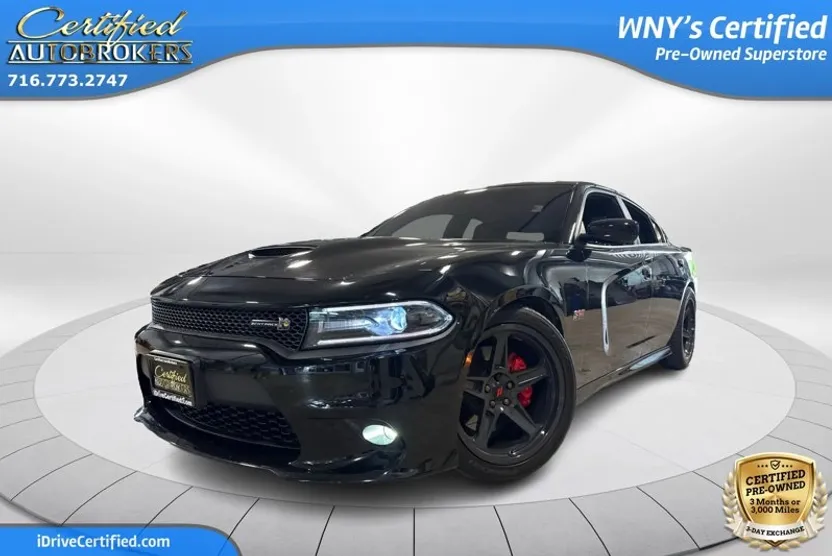 2017 Dodge Charger R/T Scat Pack photo 1