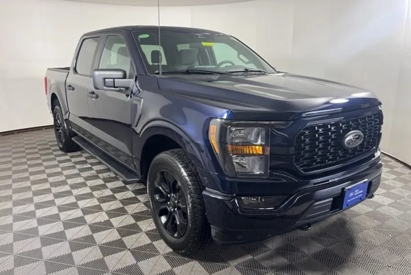 2023 Ford F-150 XL photo 1