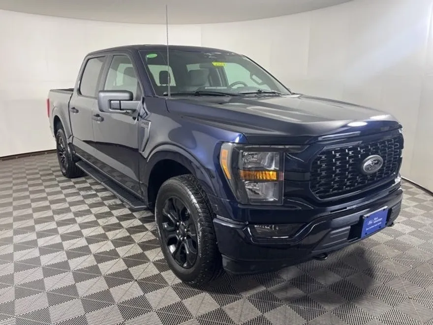 2023 Ford F-150 XL photo 1